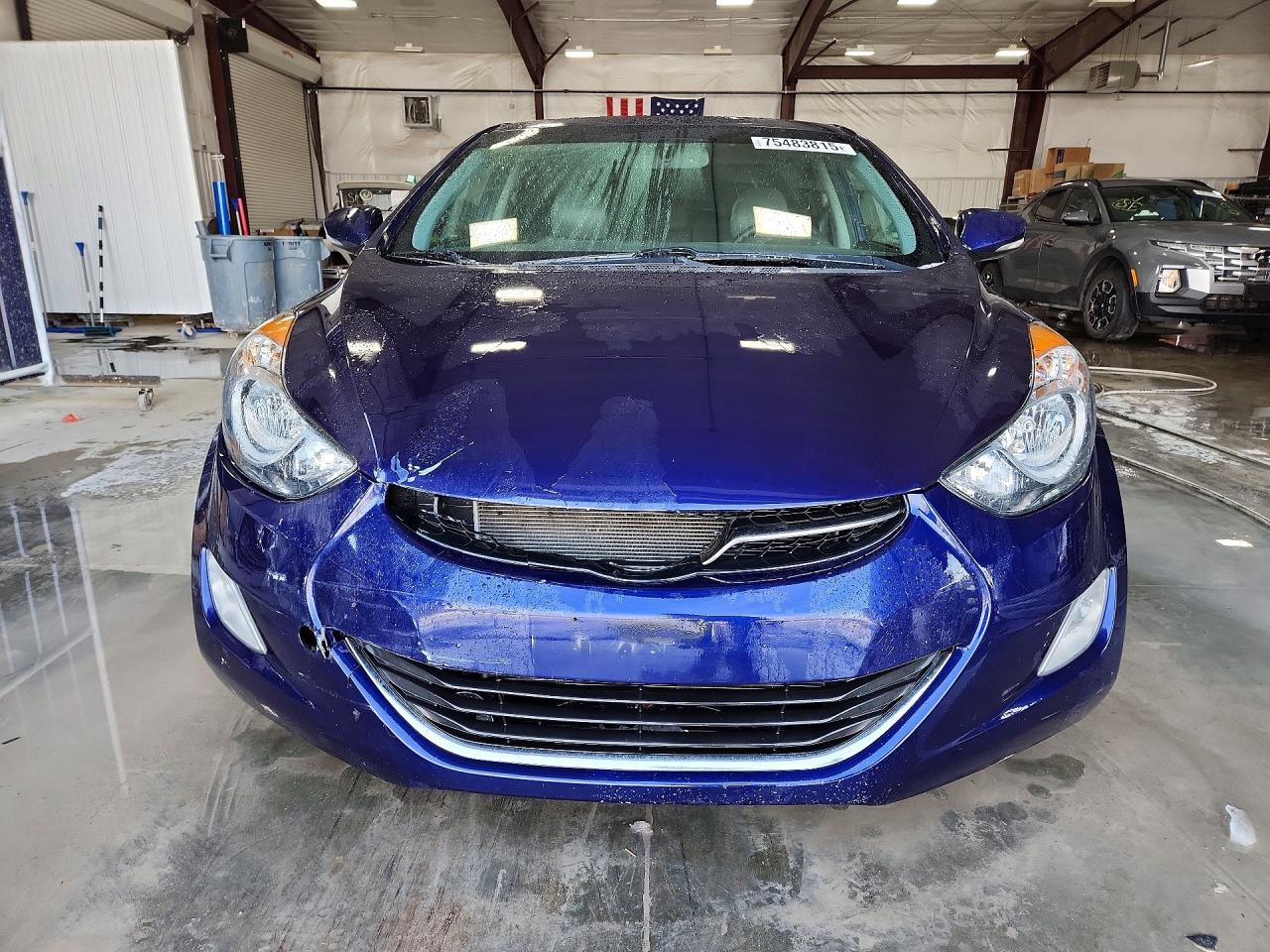 Hyundai ELANTRA Limited
