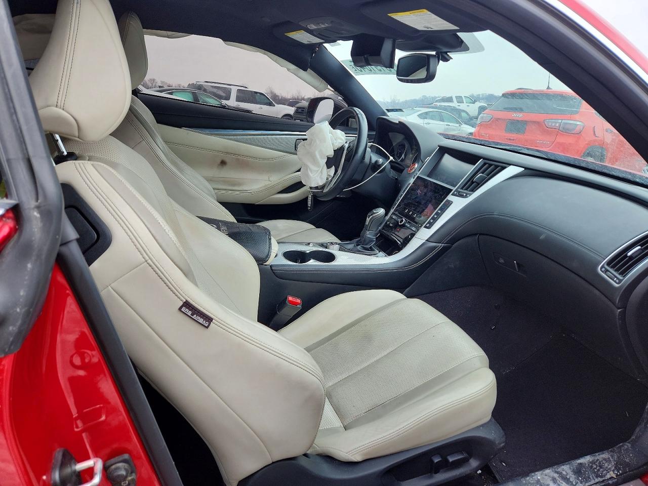 INFINITI Q60