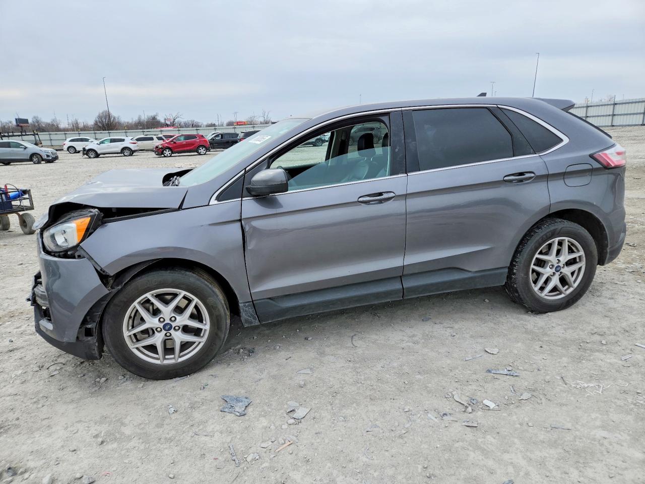 Salvage Ford Edge Image