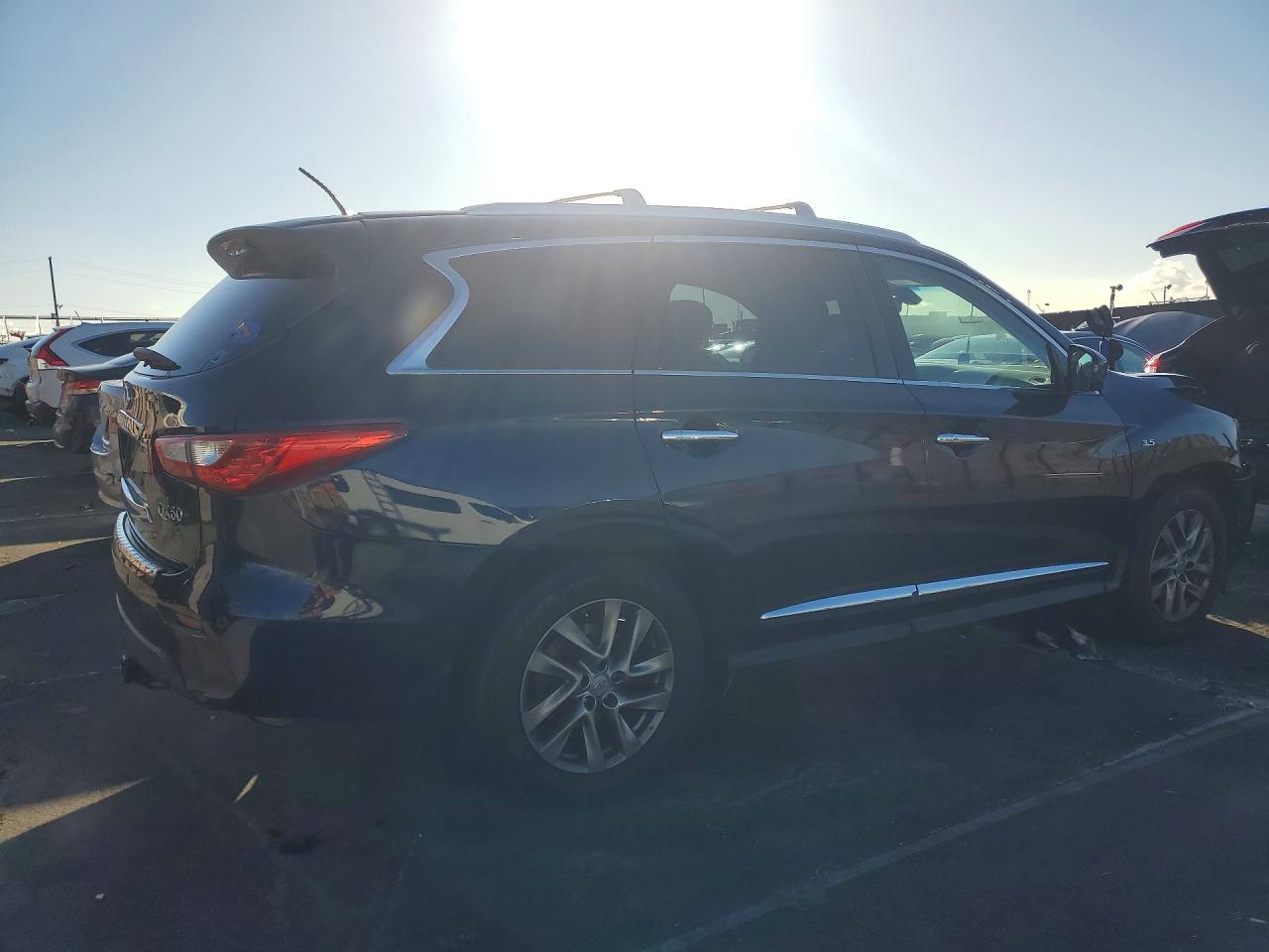 INFINITI Qx