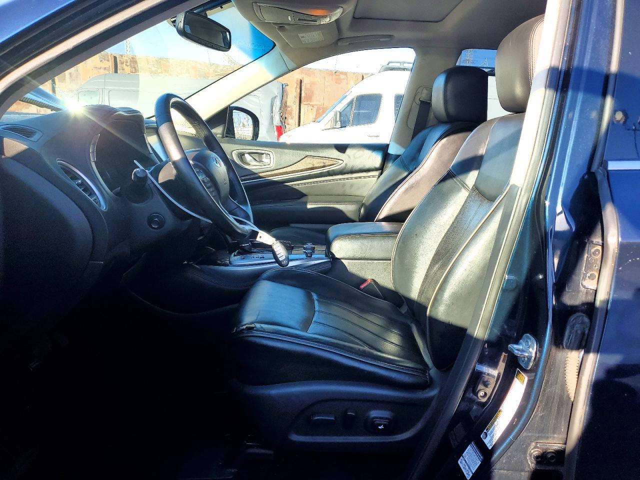 INFINITI Qx