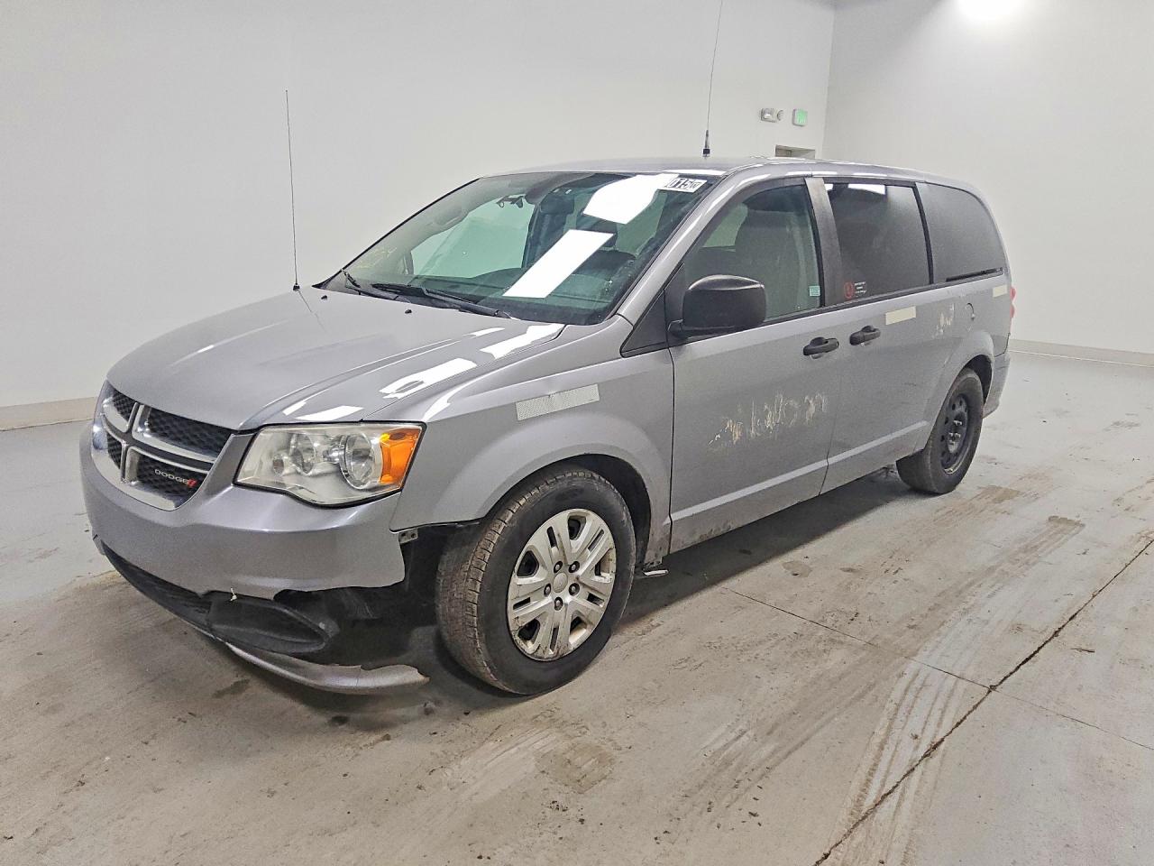 Salvage Dodge Caravan Image