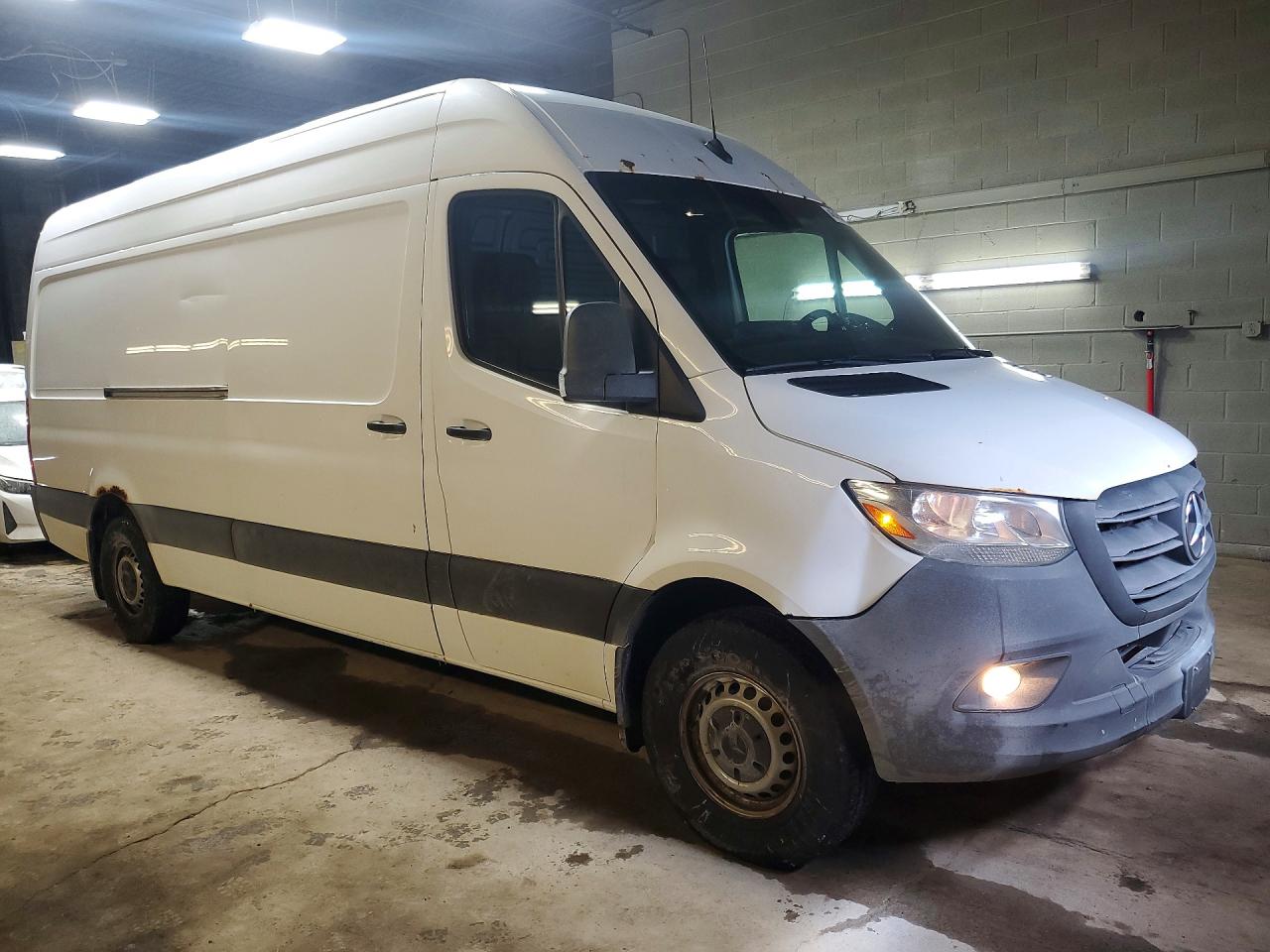 Mercedes-Benz Sprinter 2500