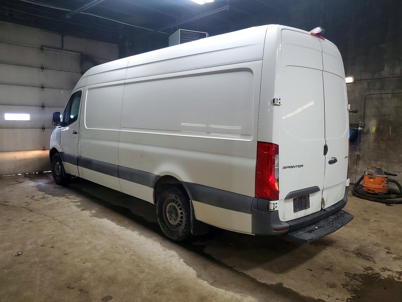 Mercedes-Benz Sprinter 2500