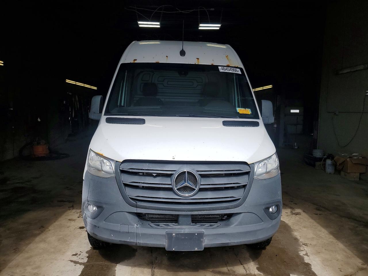 Mercedes-Benz Sprinter 2500