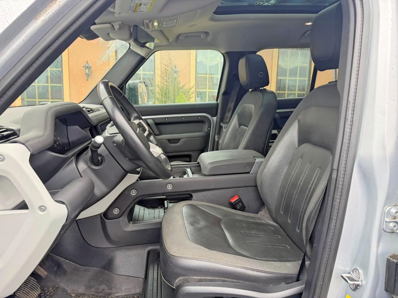 Land Rover Defender 110 1st Edition