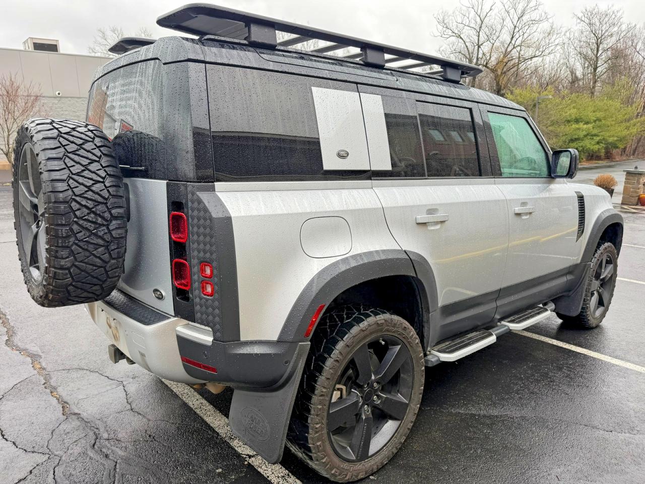 Land Rover Defender 110 1st Edition