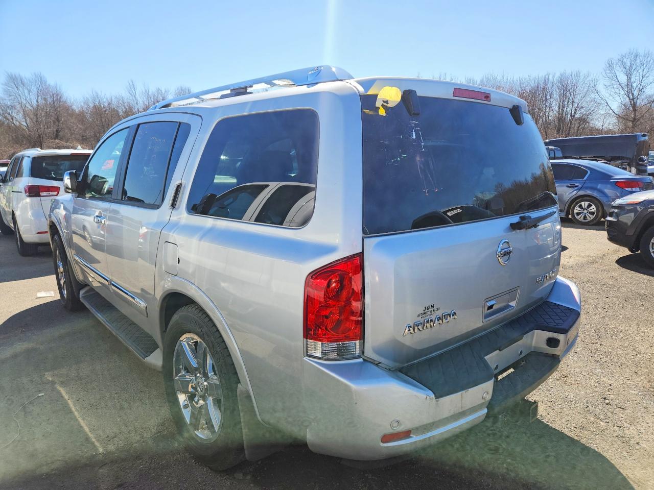 Nissan Armada Platinum