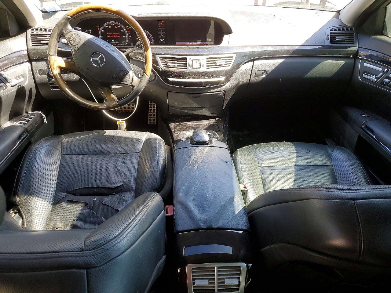 Mercedes-Benz S-Class 550