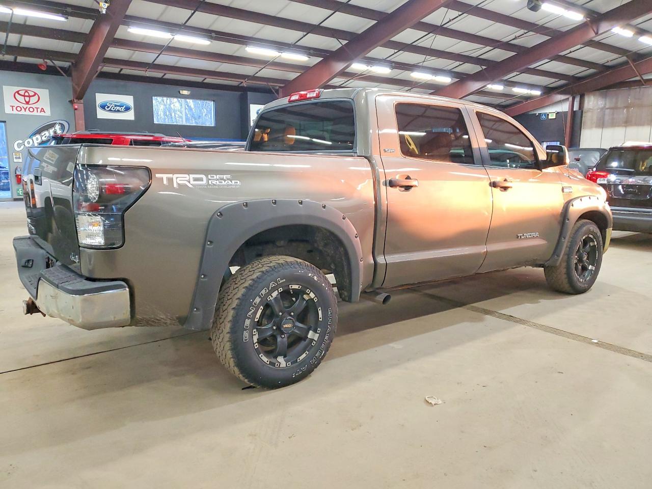 Toyota Tundra Sr5