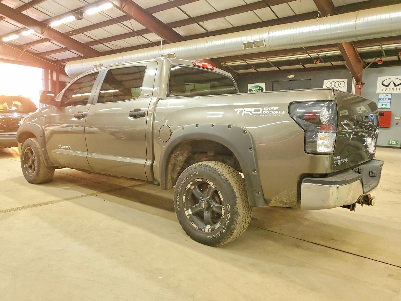 Toyota Tundra Sr5