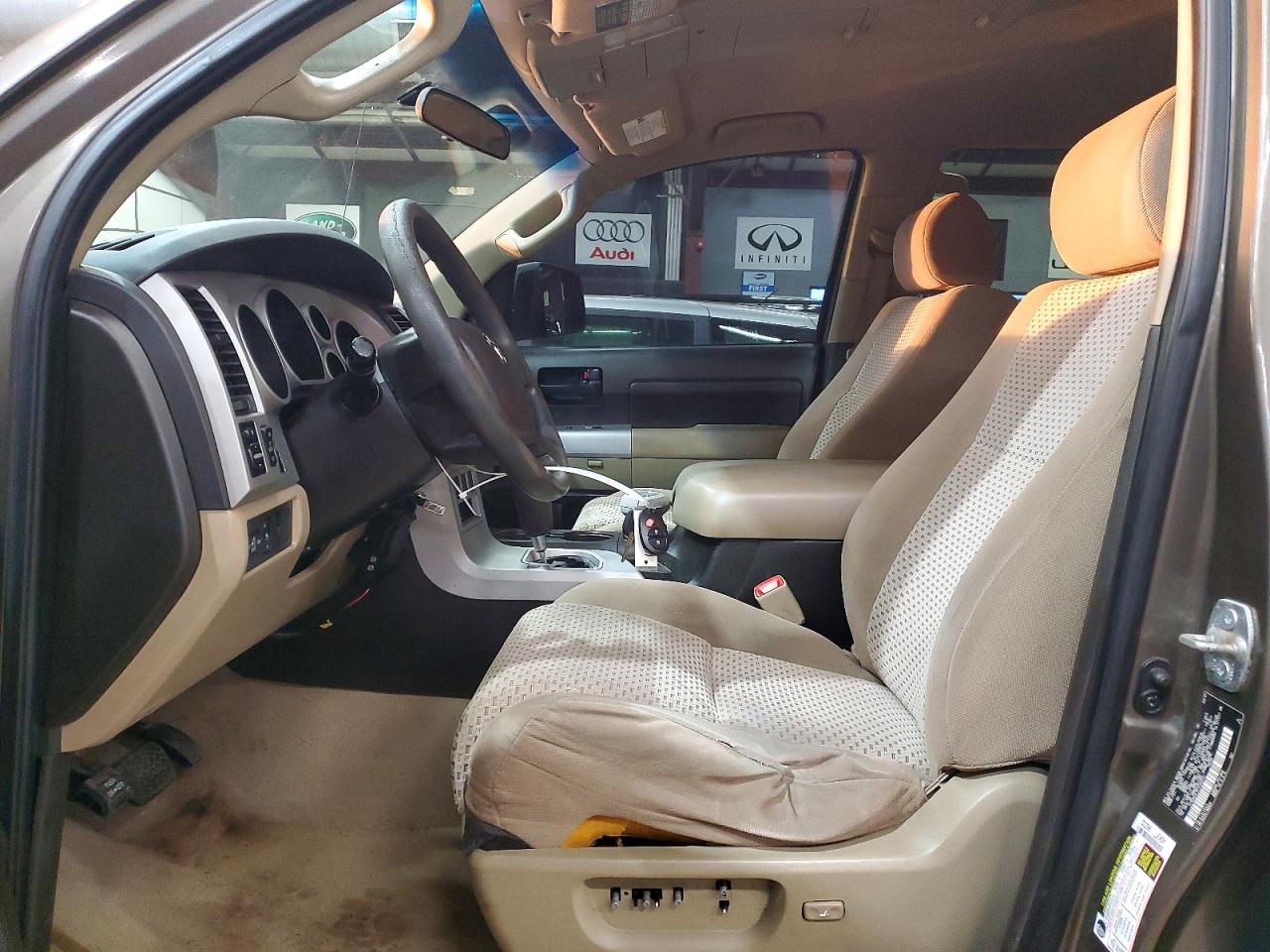Toyota Tundra Sr5