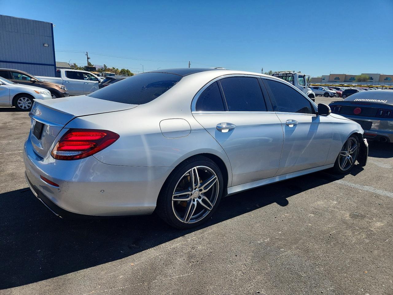 Mercedes-Benz E-Class 300