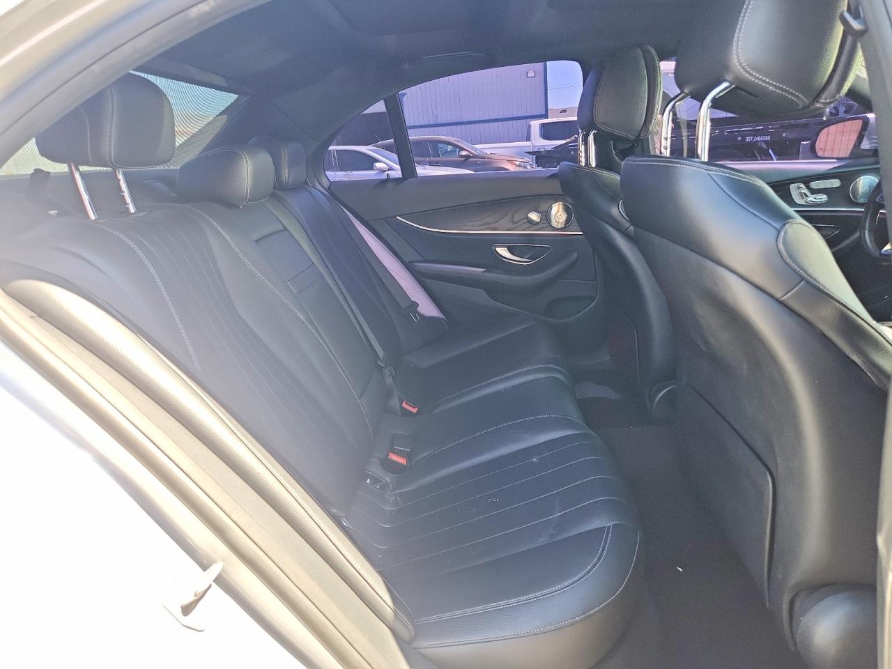 Mercedes-Benz E-Class 300