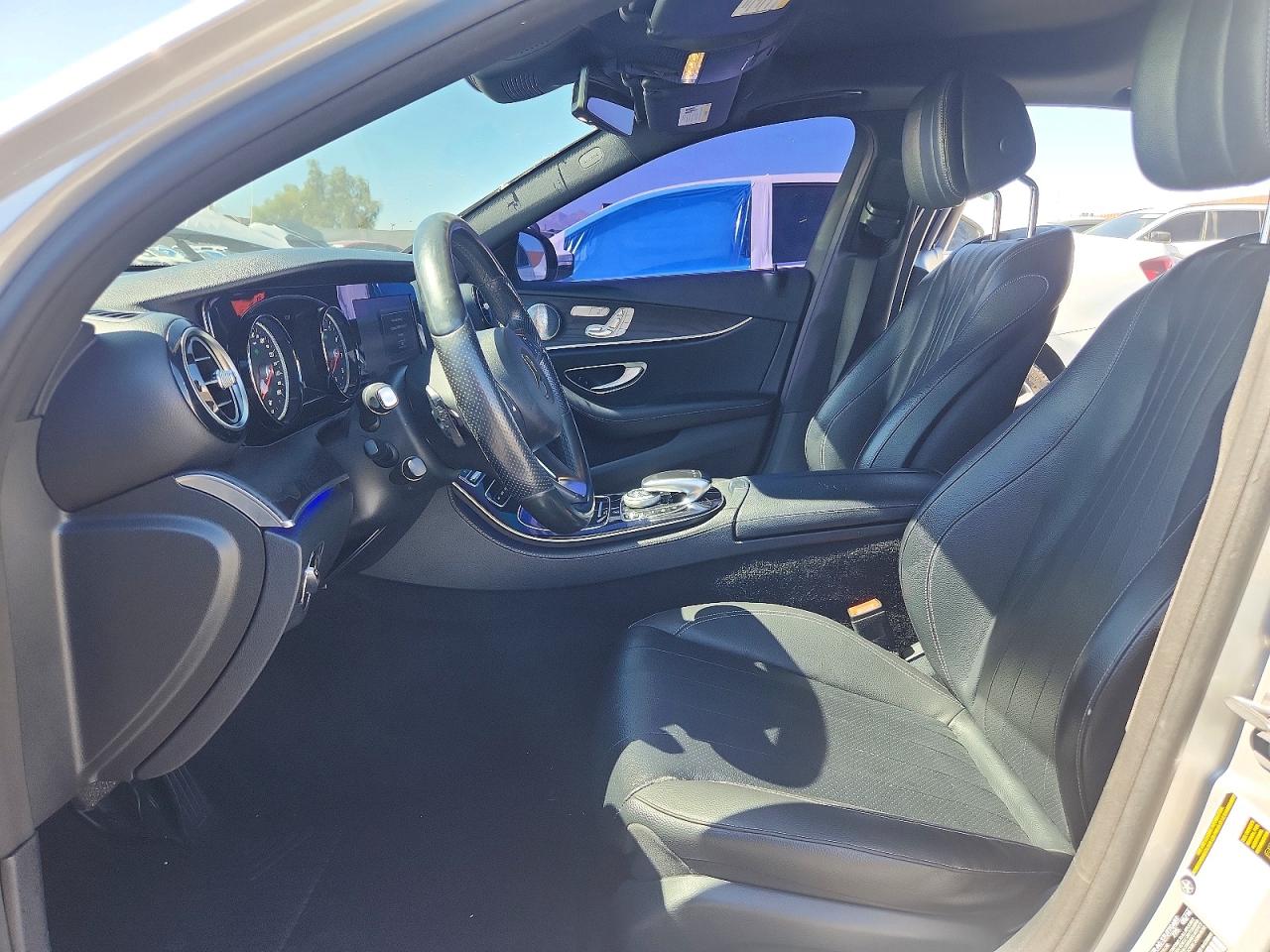 Mercedes-Benz E-Class 300