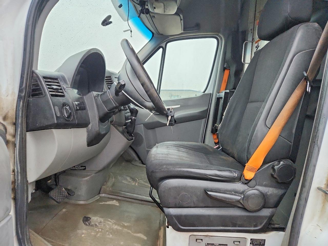Mercedes-Benz Sprinter 2500