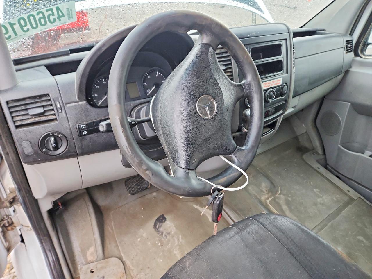 Mercedes-Benz Sprinter 2500