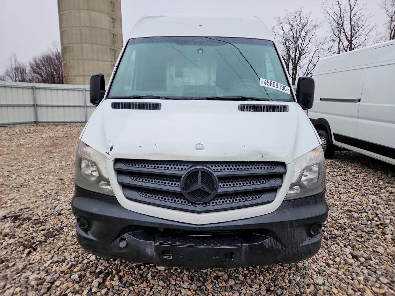 Mercedes-Benz Sprinter 2500