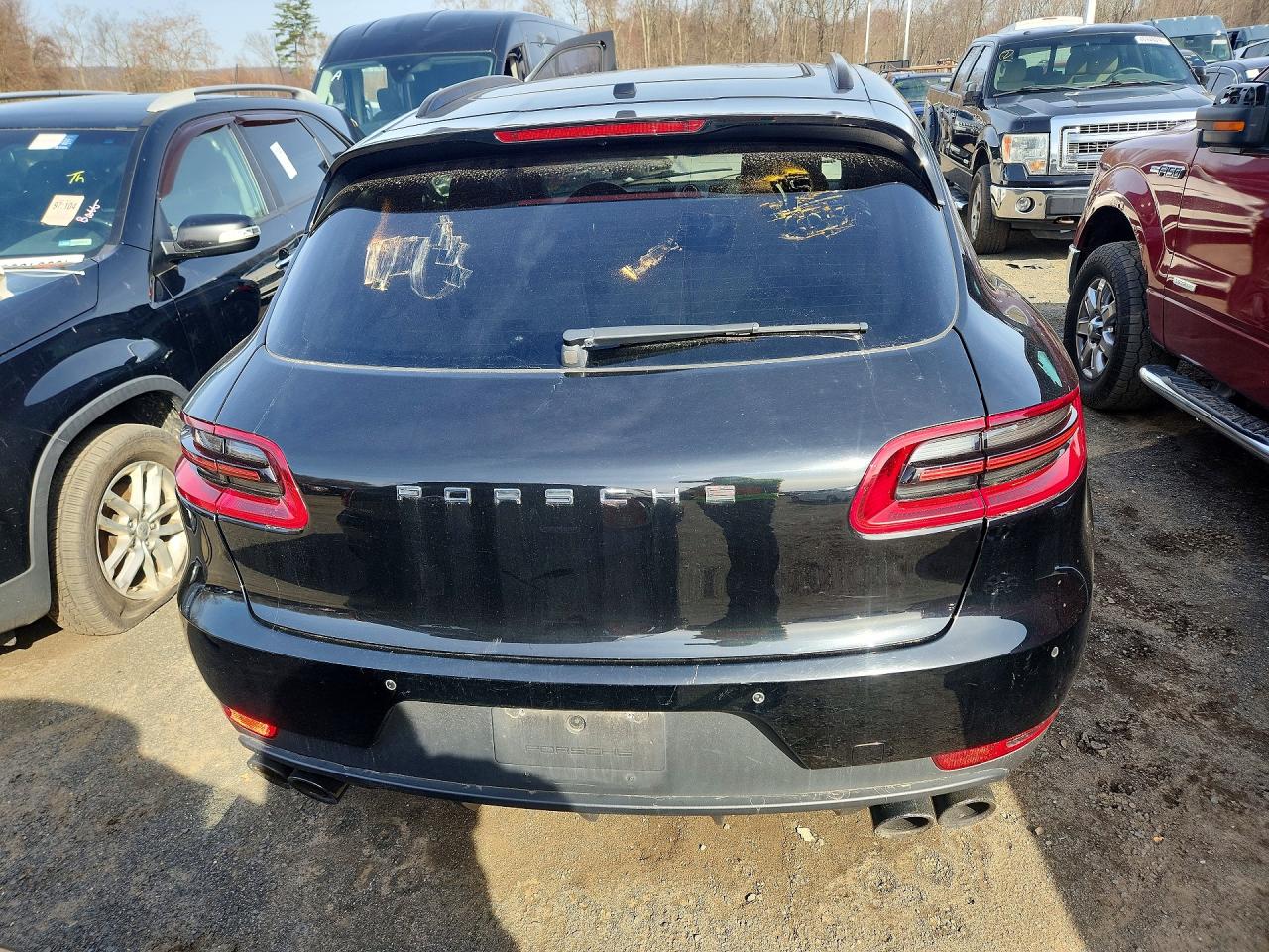 Porsche Macan S
