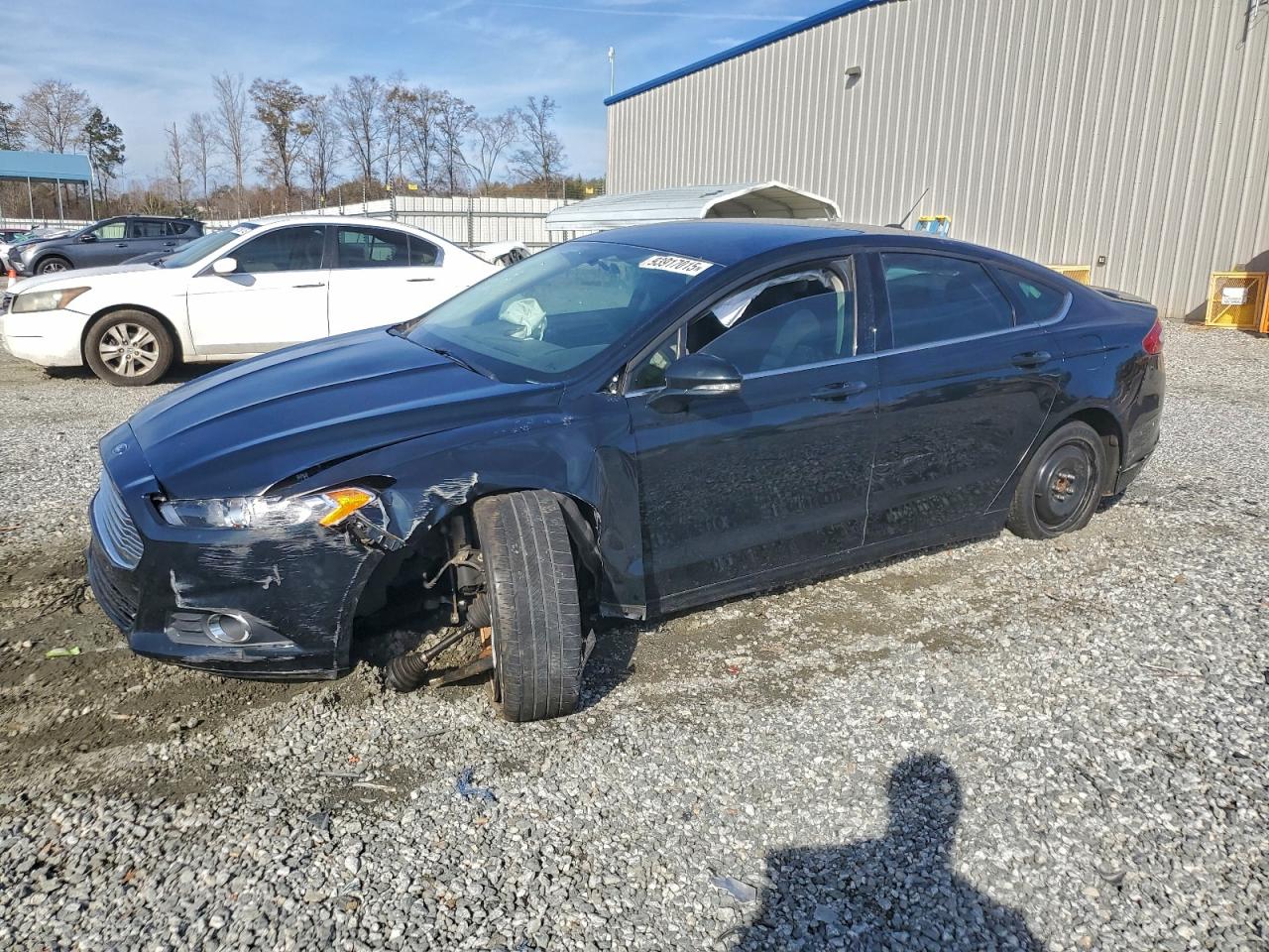 Salvage Ford Fusion Image