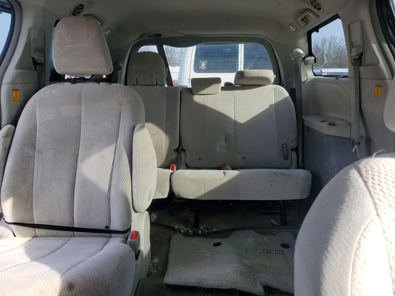Toyota Sienna Le 7-passenger