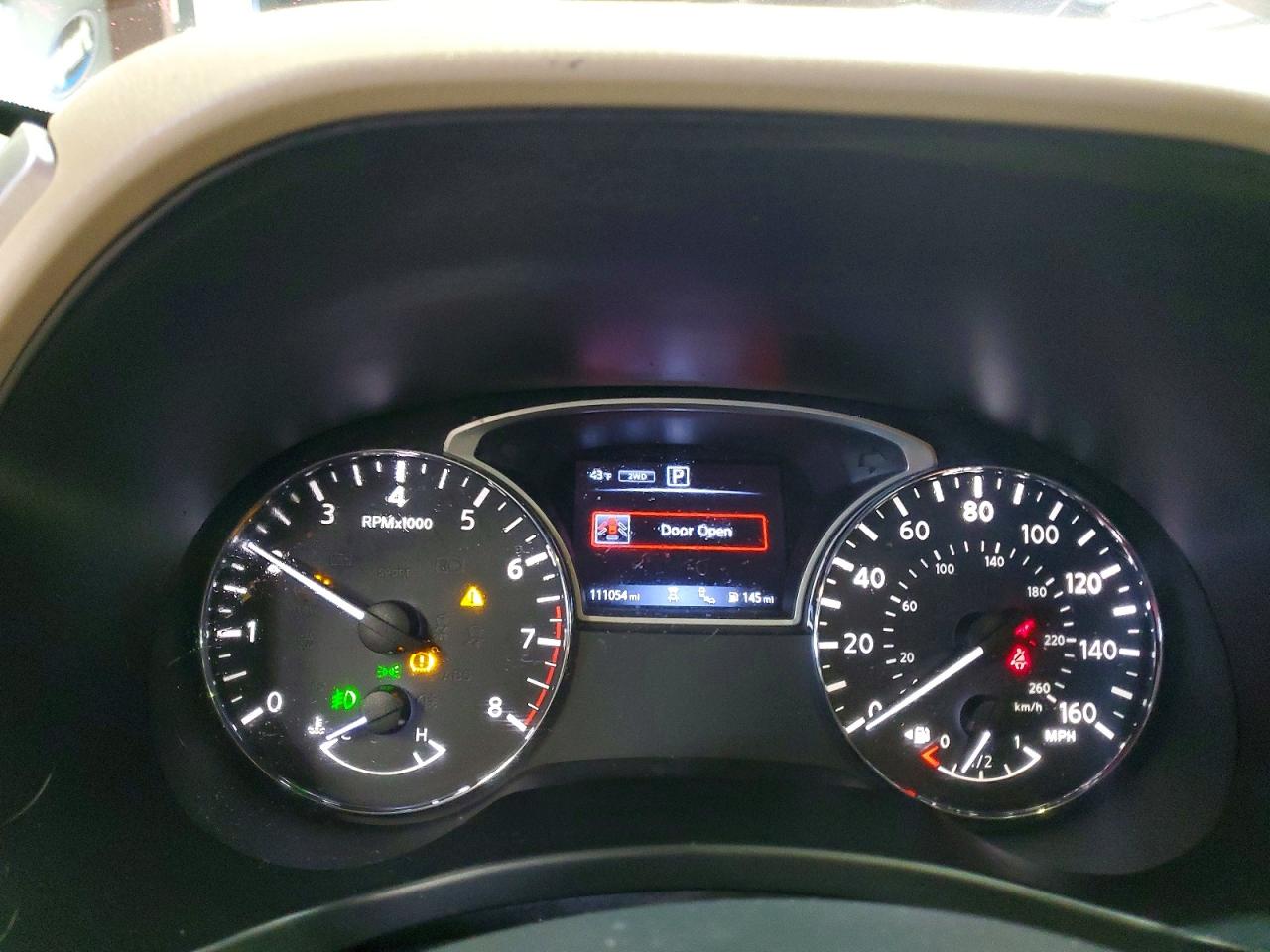 Nissan Pathfinder S