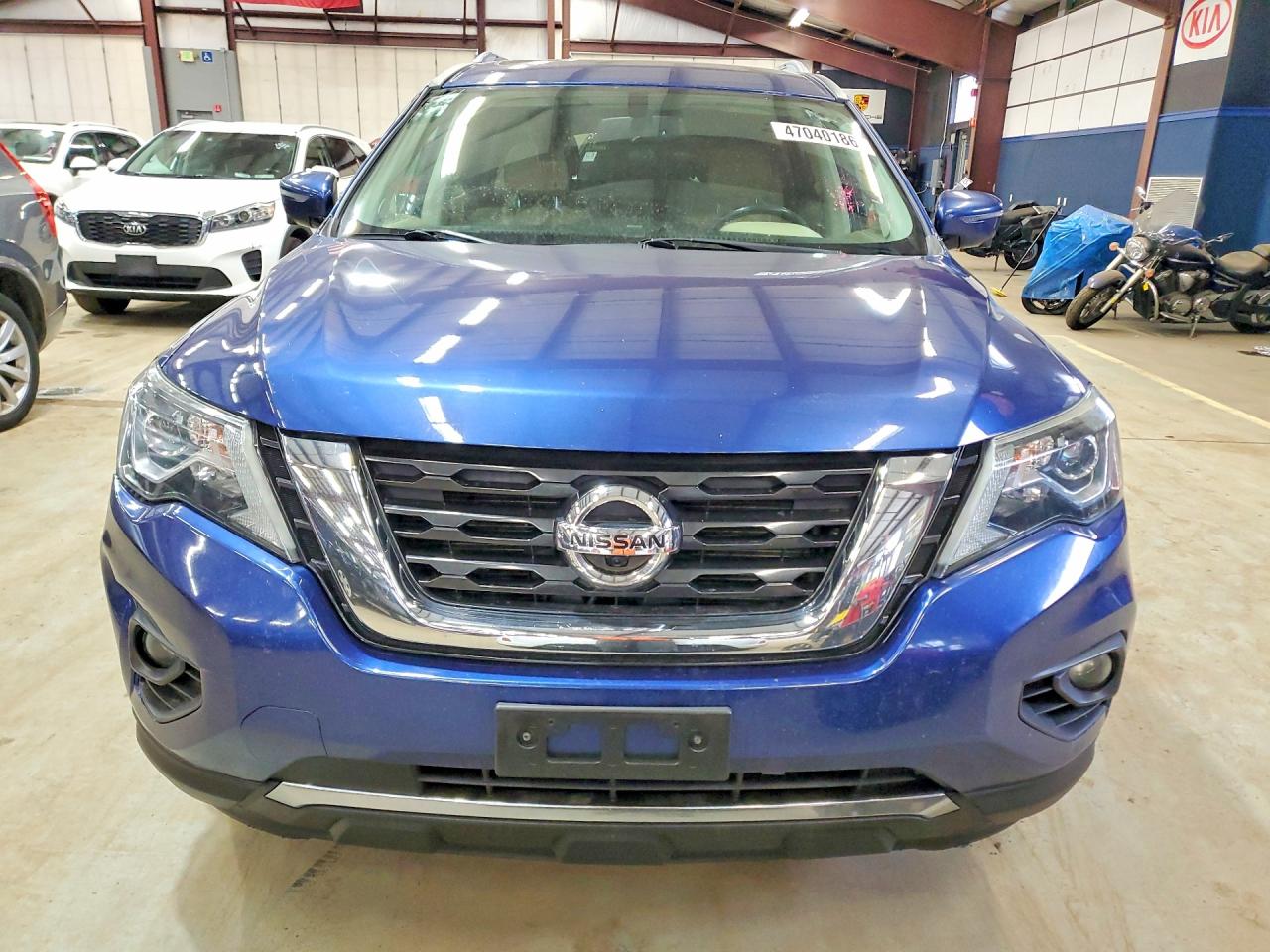 Nissan Pathfinder S