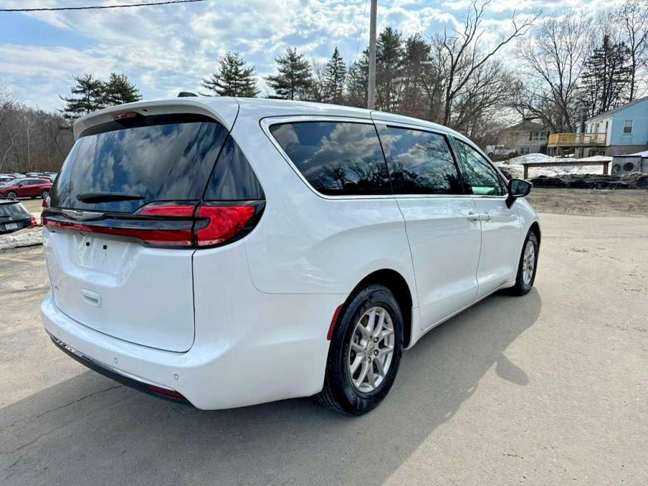 Chrysler Pacifica Touring L