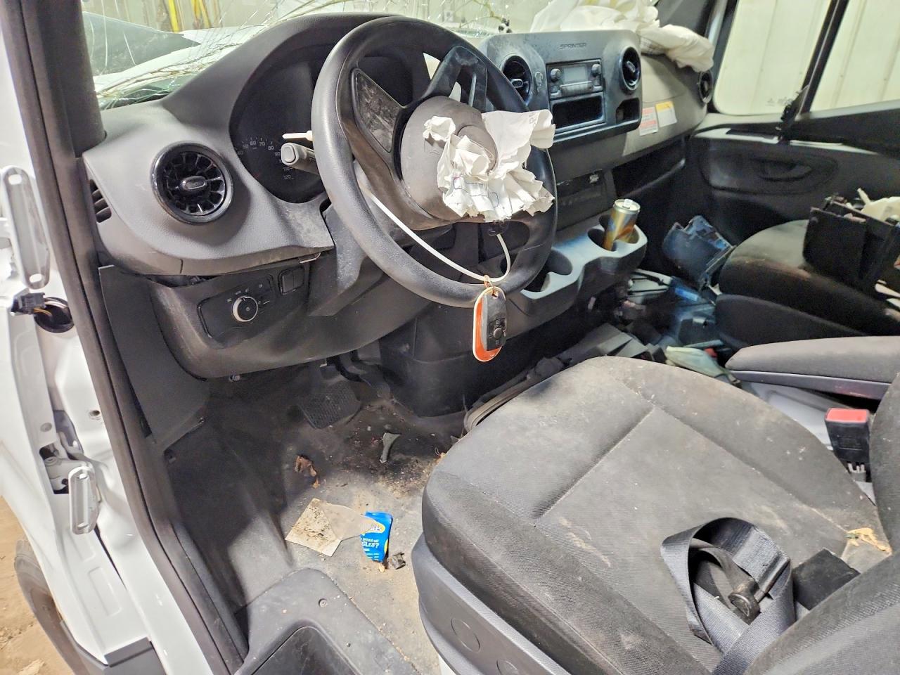 Freightliner Sprinter 2500