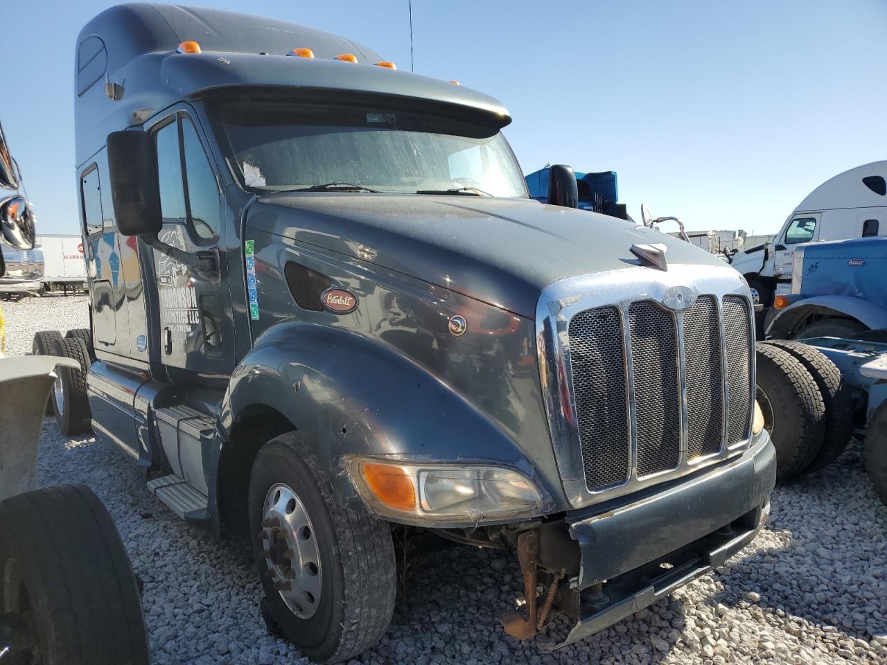Salvage Peterbilt 387 Image