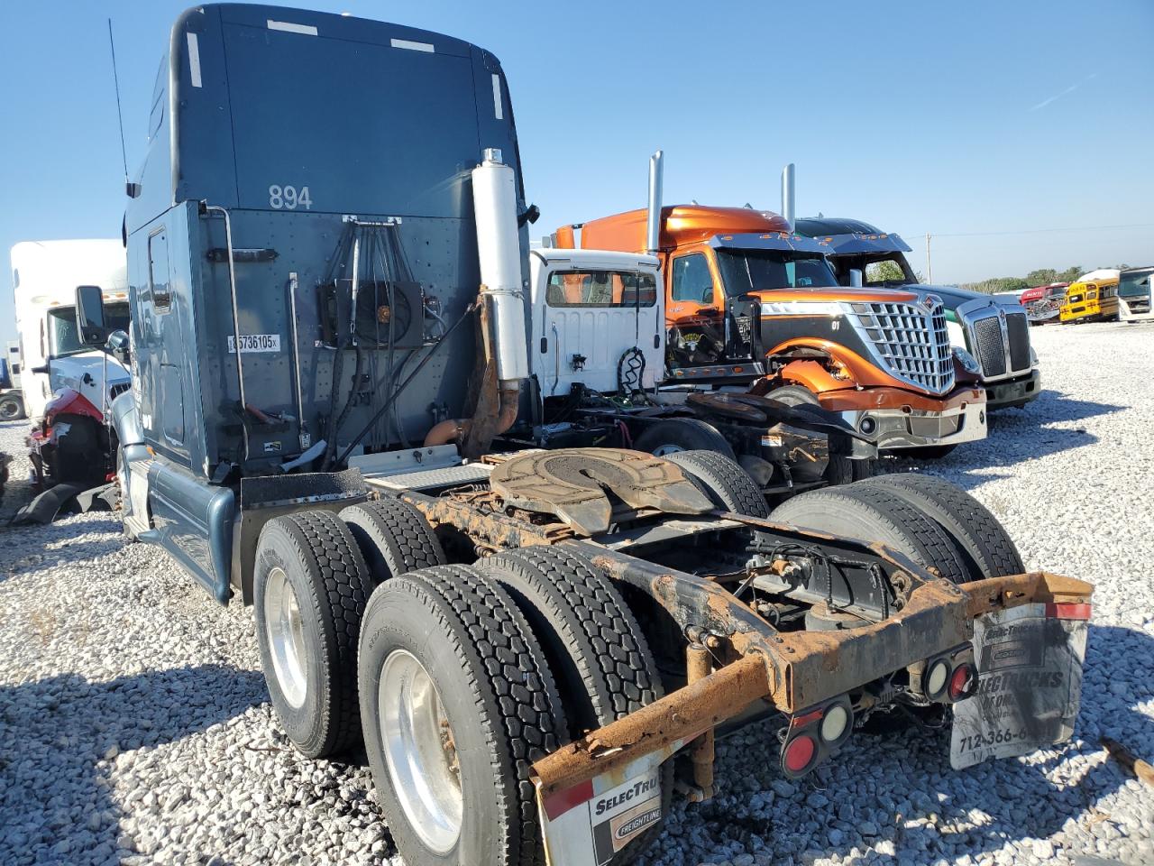 Peterbilt 387