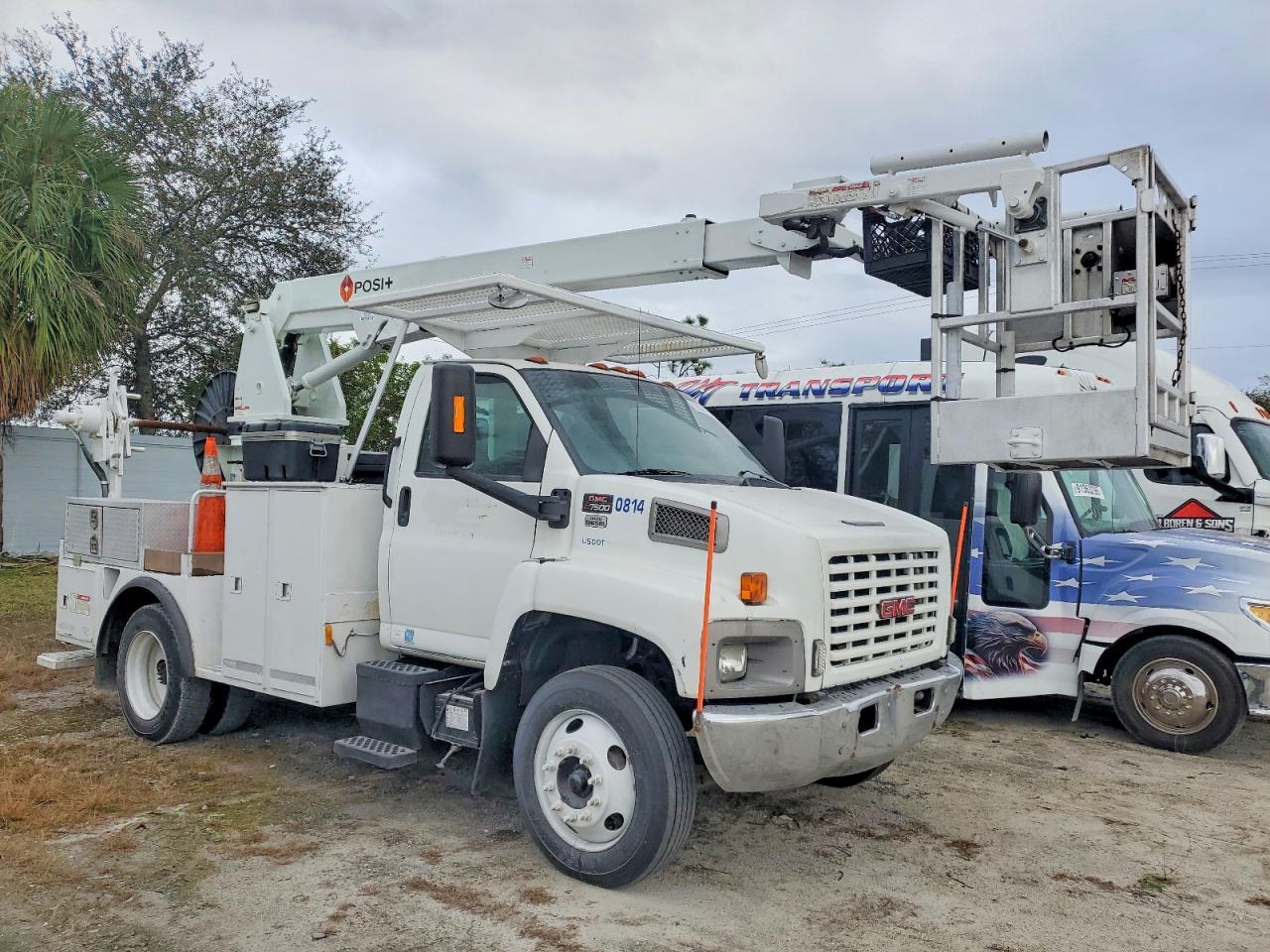 Salvage GMC C K R7500 Image