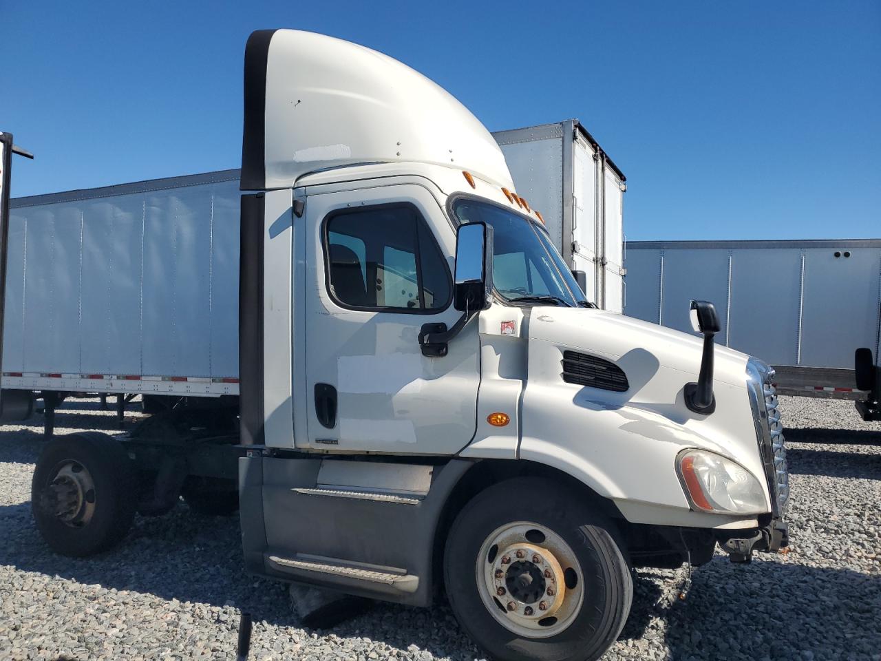 Salvage Freightliner Cascadia 1 Image