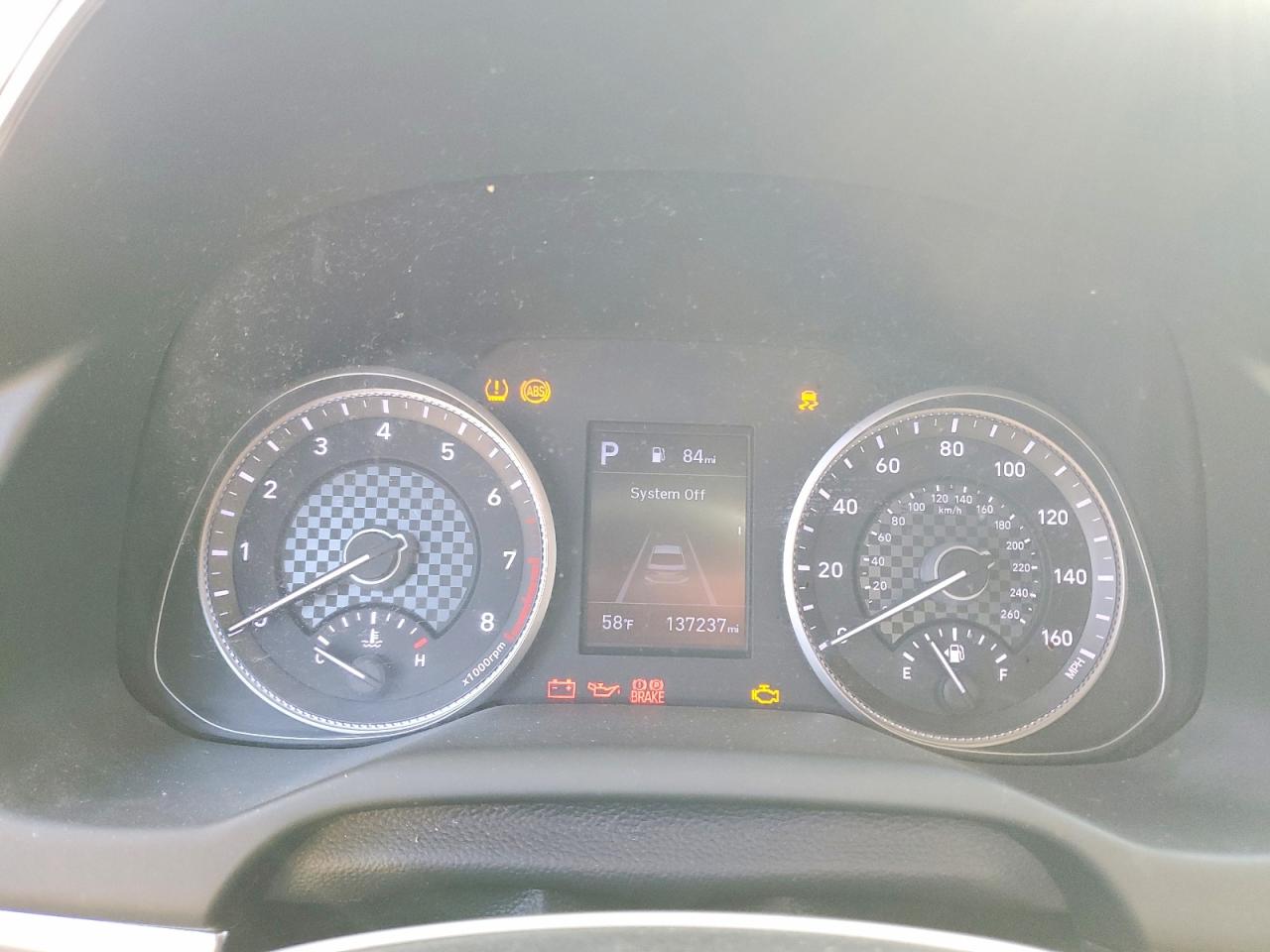 Hyundai ELANTRA Sel
