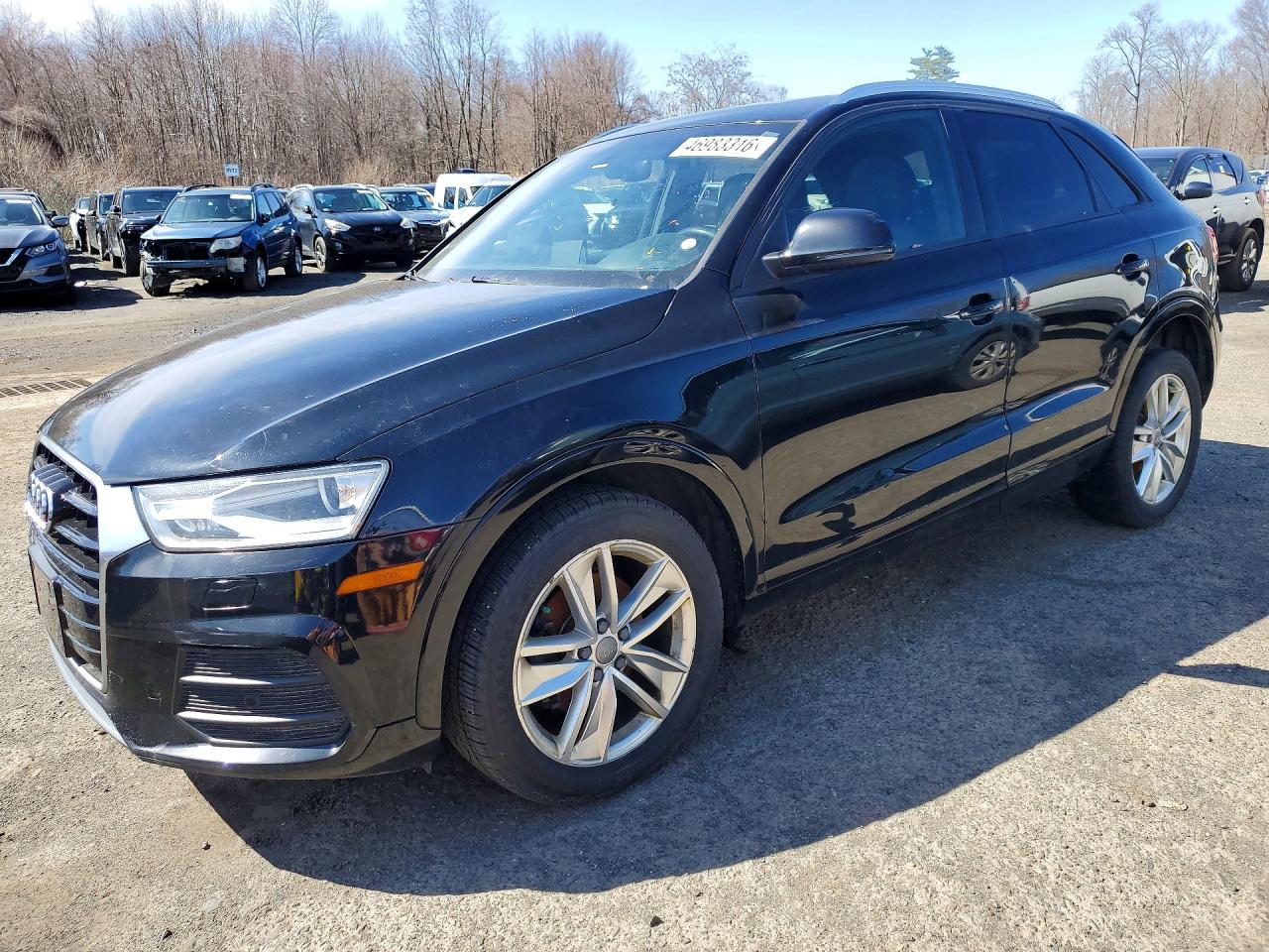 Salvage Audi Q3 Image