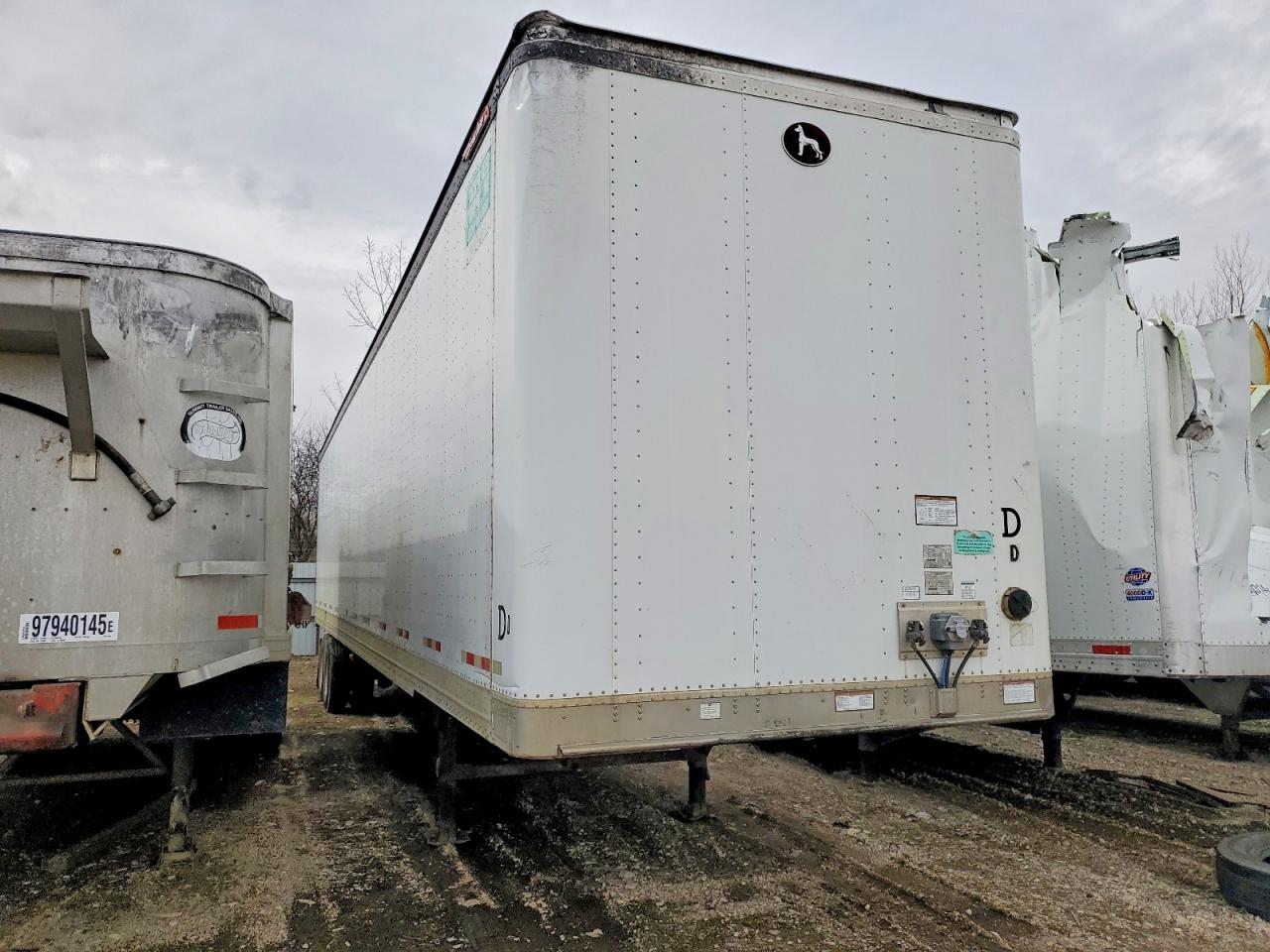 Salvage Great Dane Trailers Image