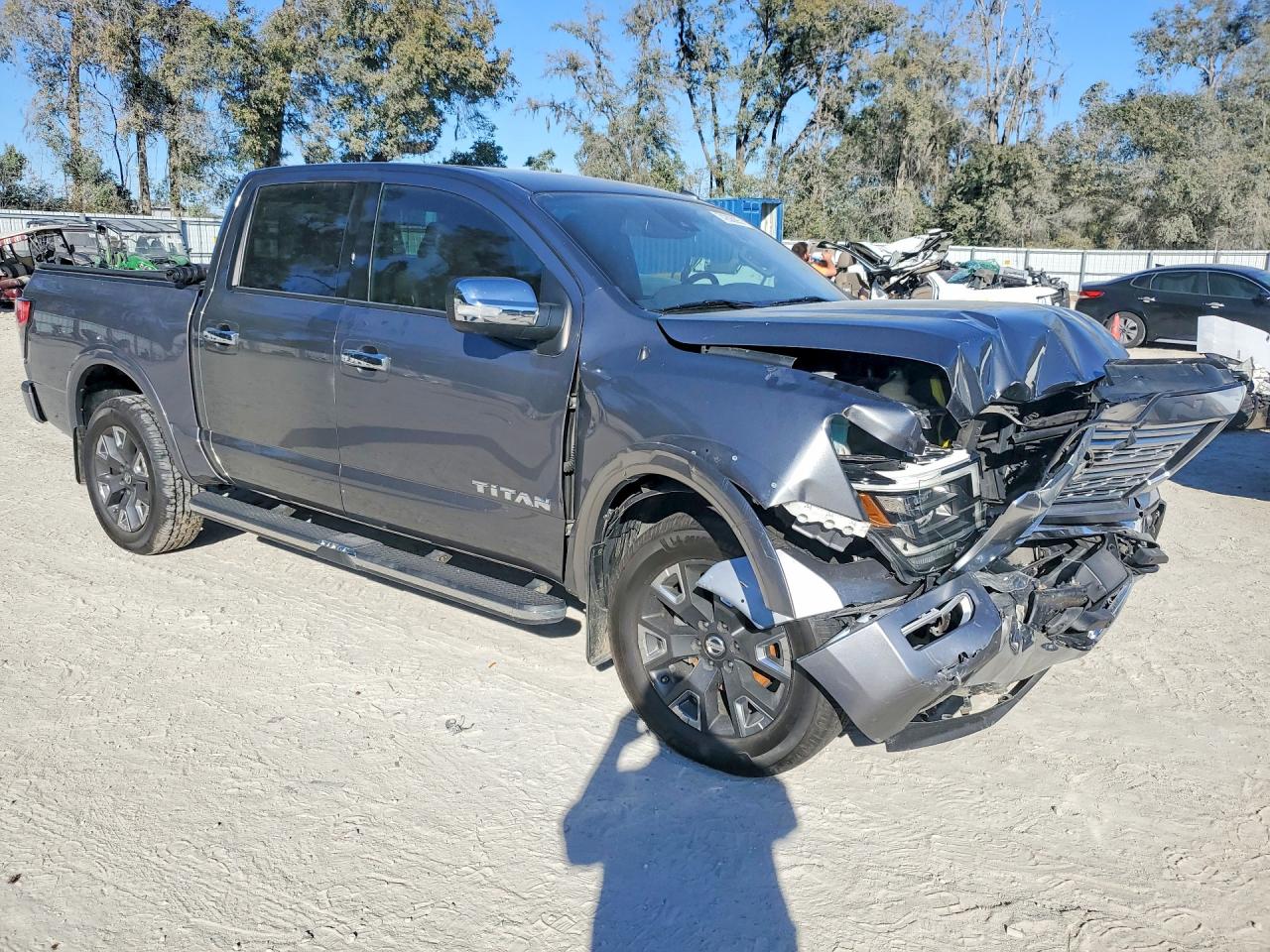 Nissan Titan