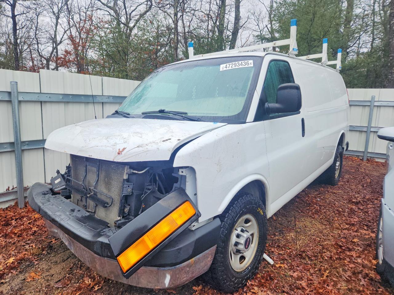 Salvage GMC Savana Image