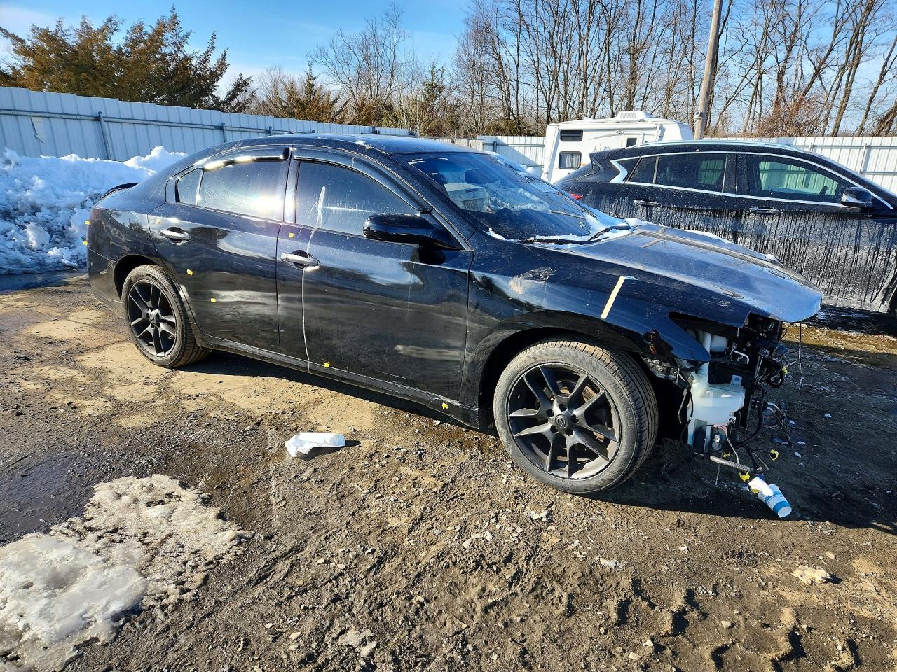 Nissan Maxima S
