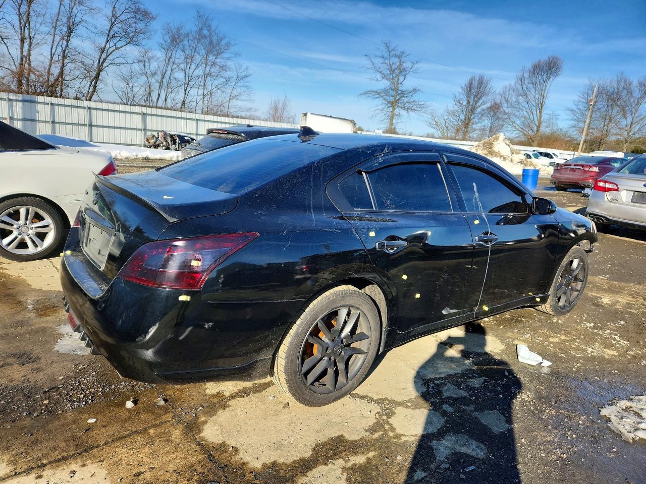 Nissan Maxima S