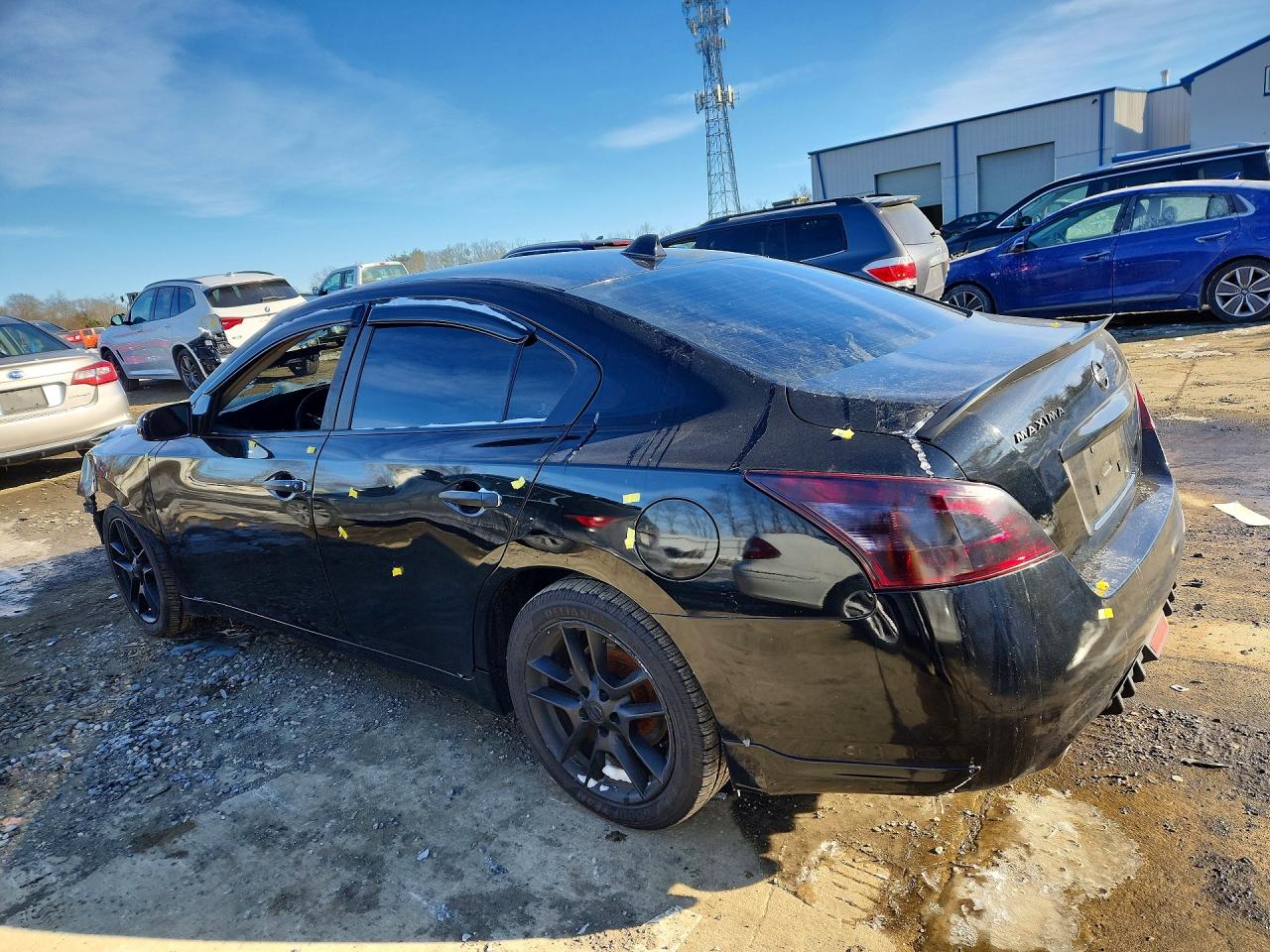 Nissan Maxima S