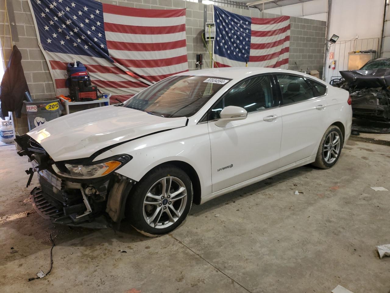Salvage Ford Fusion Image