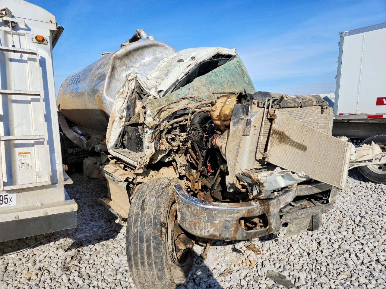 Salvage International Hv607 Image