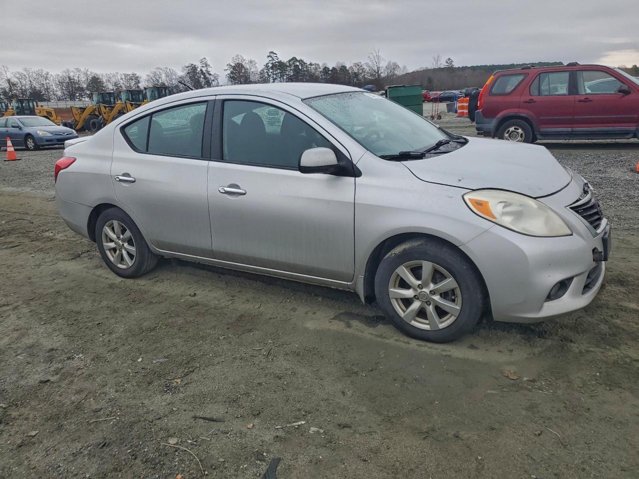 Nissan Versa