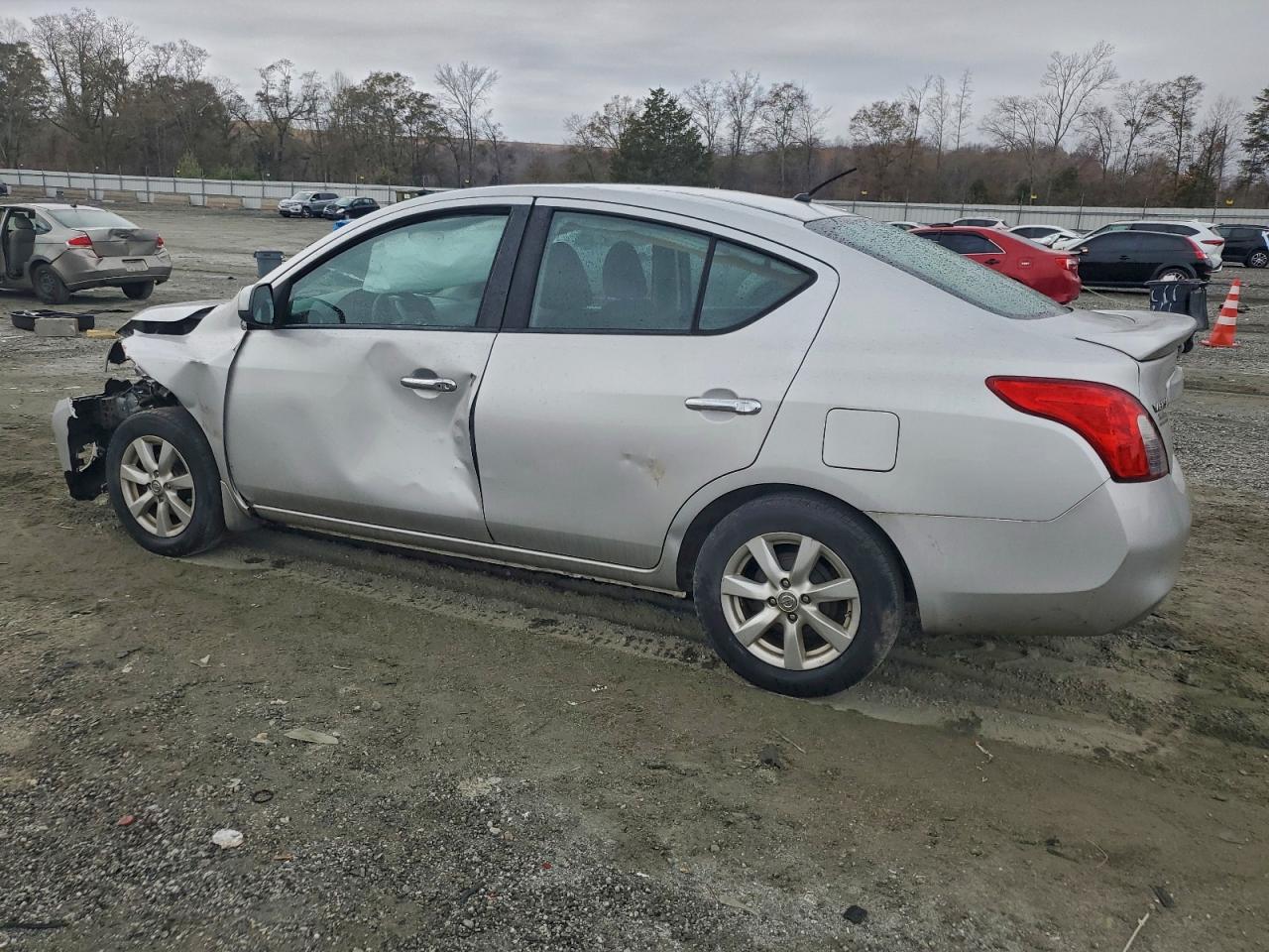 Nissan Versa
