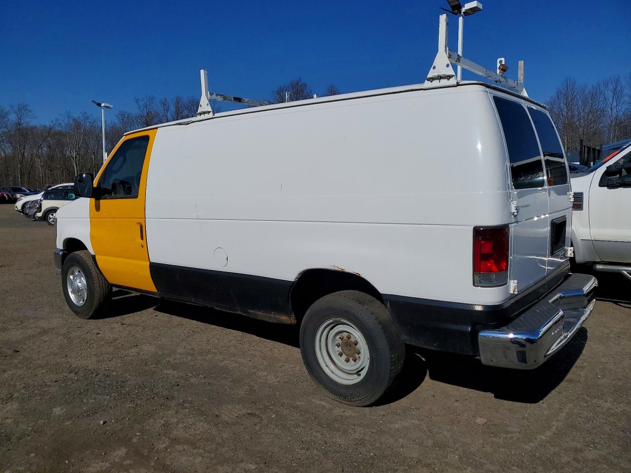 Ford Econoline E350 Super Duty Van