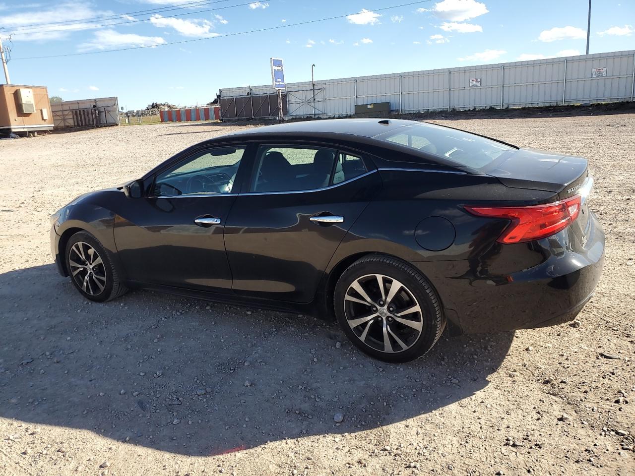 Nissan Maxima