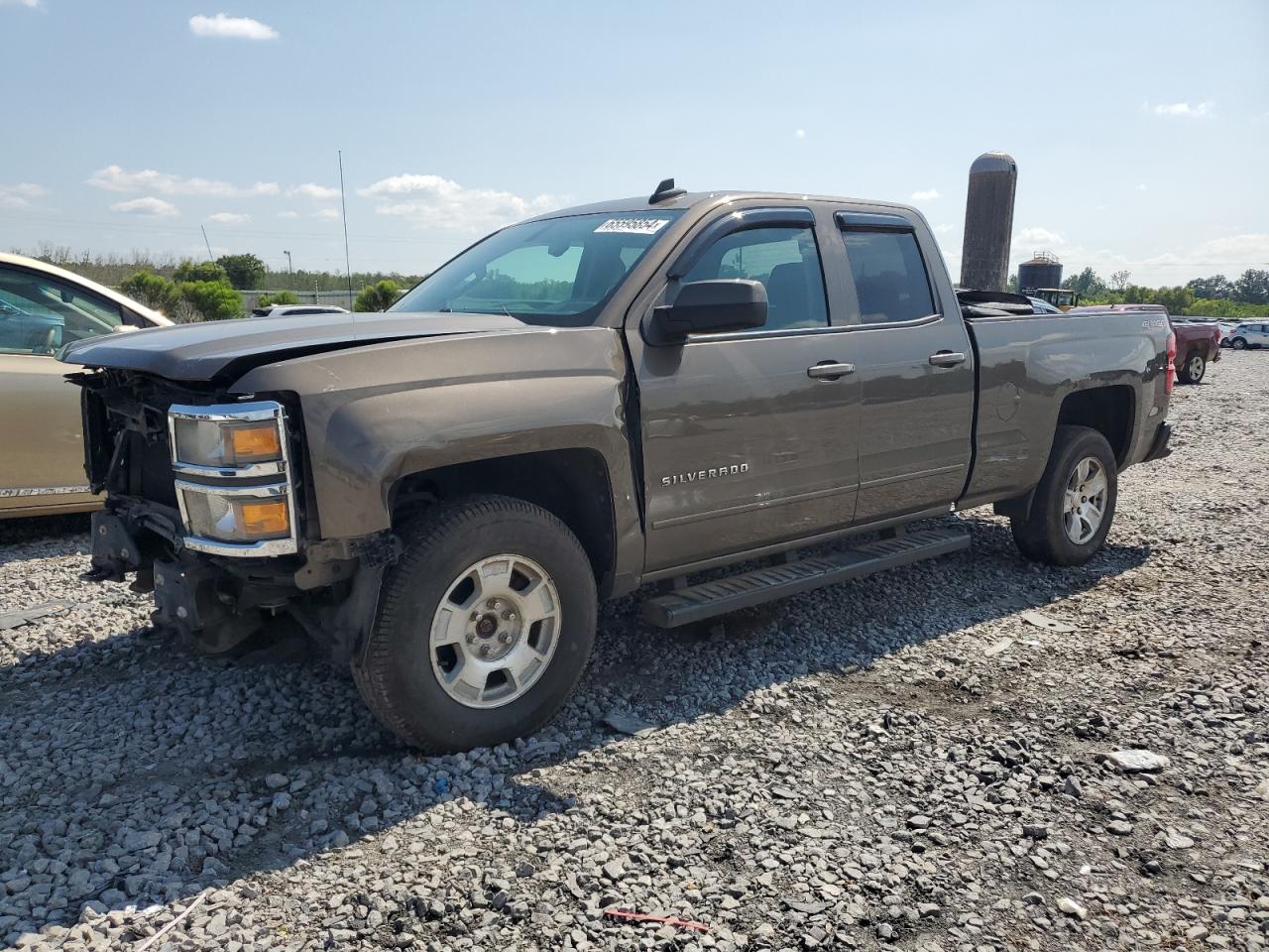 Salvage Chevrolet Silverado Image