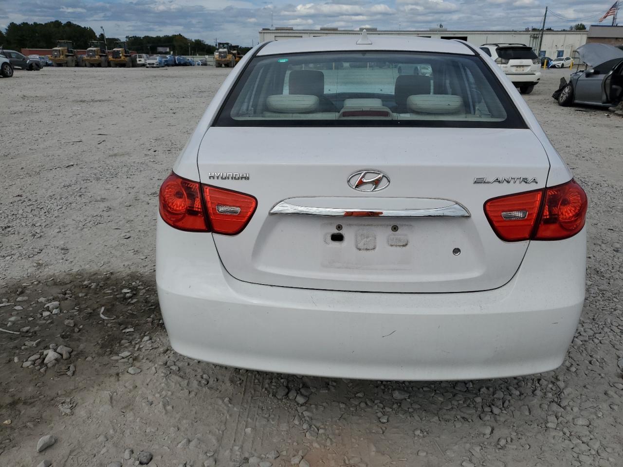 Hyundai ELANTRA Blue