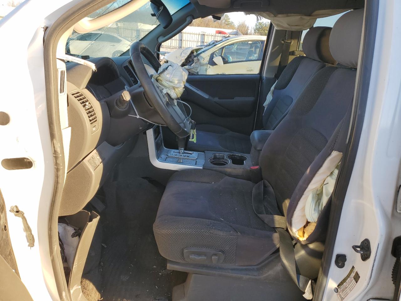 Nissan Pathfinder S